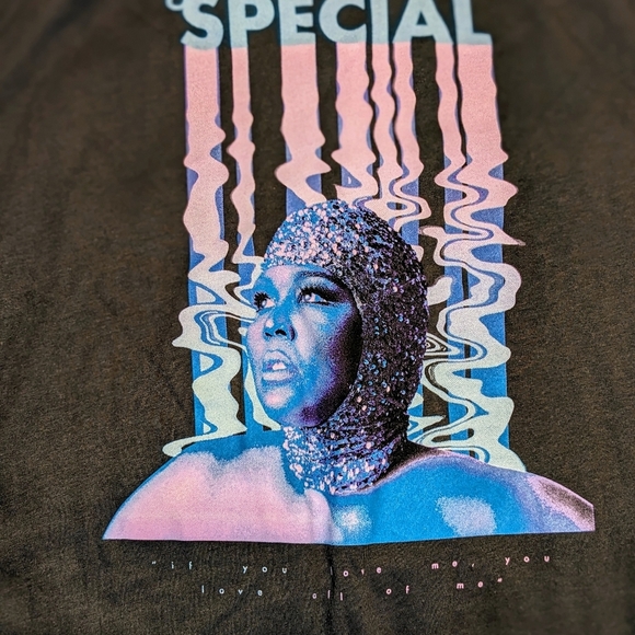 H&M Lizzo T-Shirt Womens Small Graphic Print Soft Short Sleeve Dark Gray NWT - Picture 4 of 8